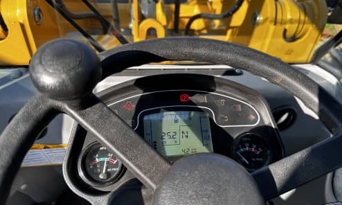 Фронтальный погрузчик HZM XC300